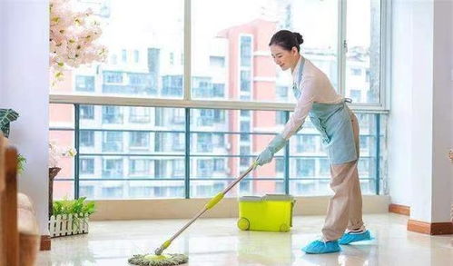 月薪九千的背后 一位58岁女保姆的挣扎与尊严